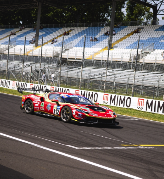 Ferrari 296 in pista al MIMO 2026